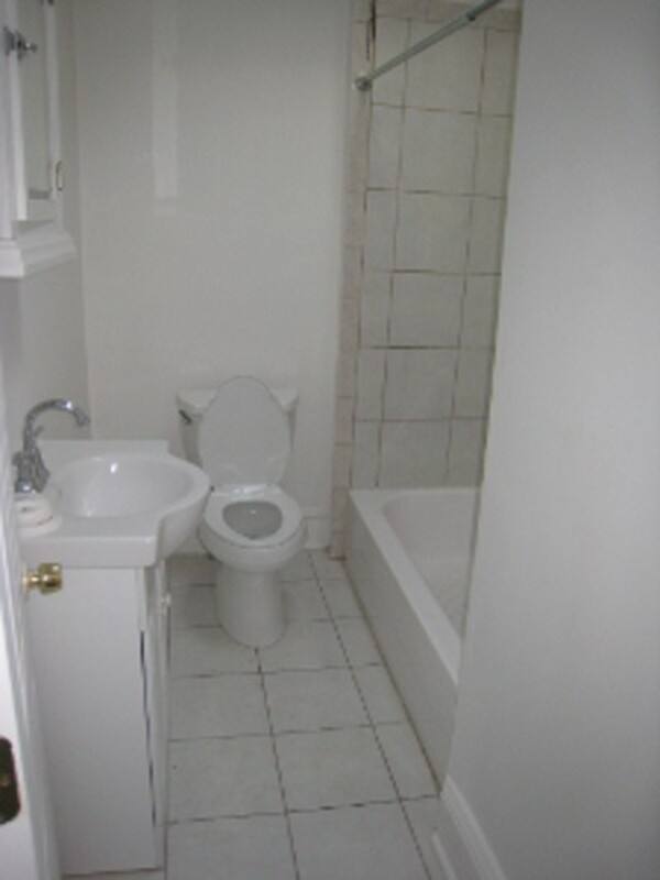 Apartment for rent at 5958 N 21st St #2B, Philadelphia, PA 19138