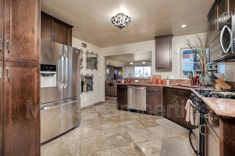 House for rent at 900 E Ave, Coronado, CA 92118