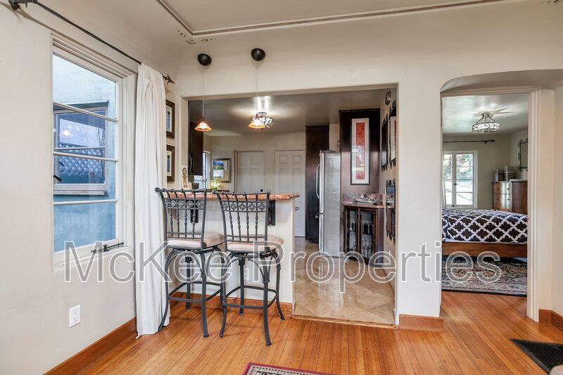 House for rent at 900 E Ave, Coronado, CA 92118
