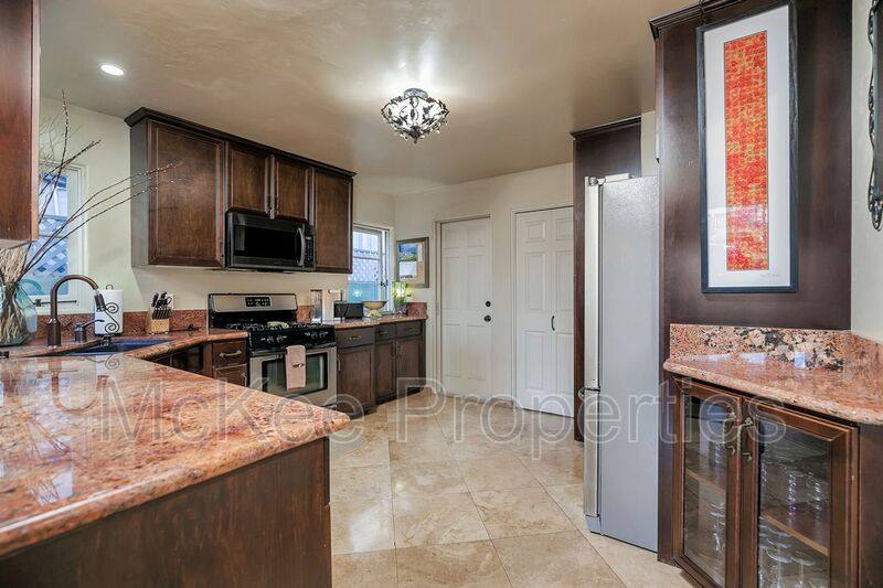 House for rent at 900 E Ave, Coronado, CA 92118