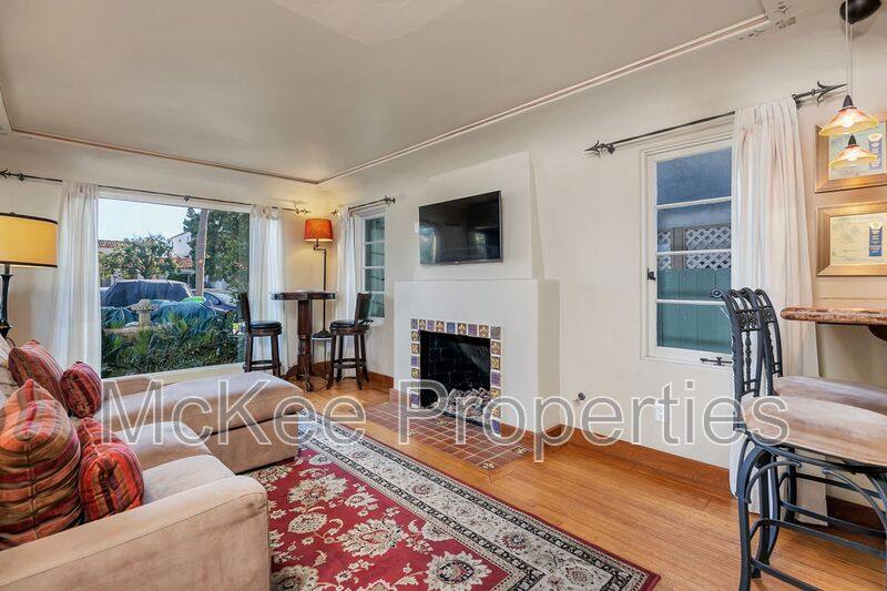 House for rent at 900 E Ave, Coronado, CA 92118