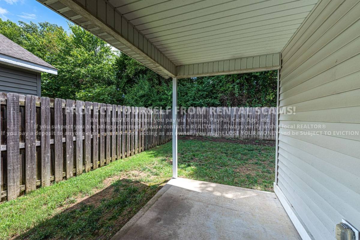 House for rent at 4312 W Pecan St, Fayetteville, AR 72704