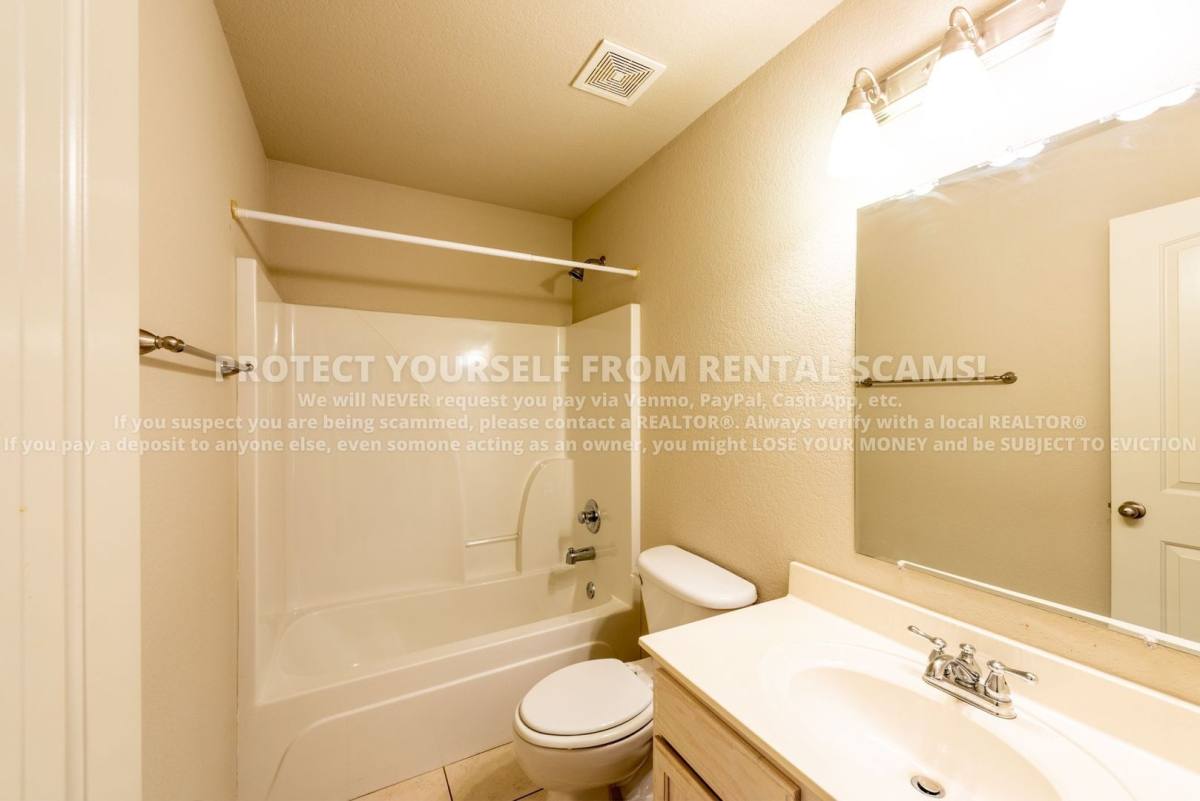 House for rent at 4312 W Pecan St, Fayetteville, AR 72704
