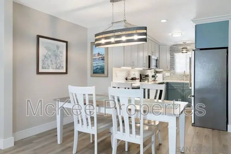 Condo for rent at 516 E Ave, Coronado, CA 92118