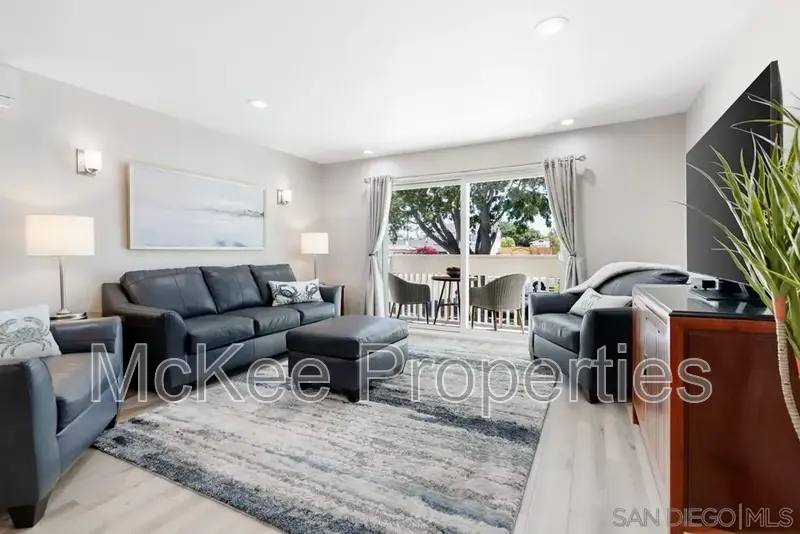 Condo for rent at 516 E Ave, Coronado, CA 92118