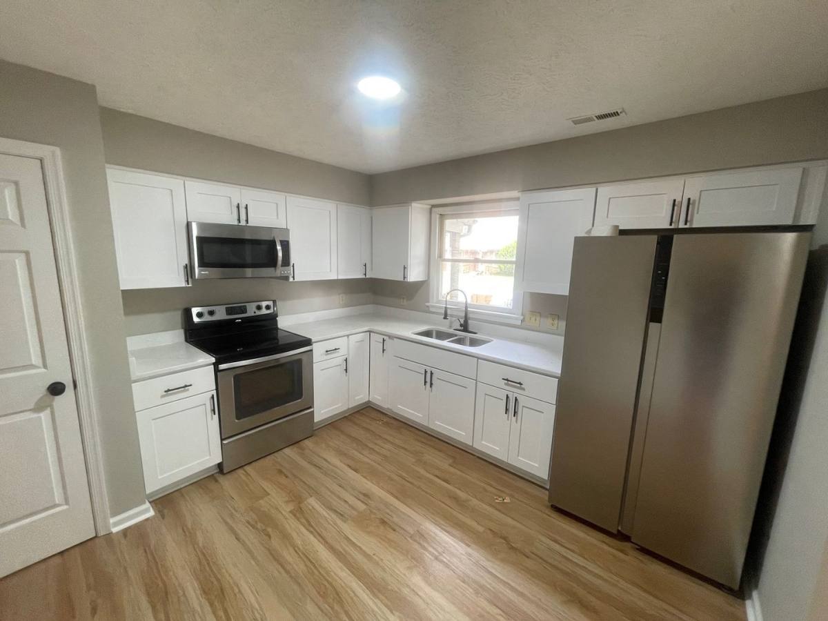 Townhouse for rent at 540 Lewis St, Morgantown, WV 26505