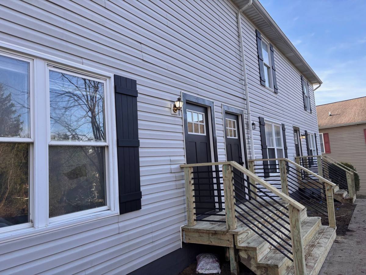 Townhouse for rent at 540 Lewis St, Morgantown, WV 26505