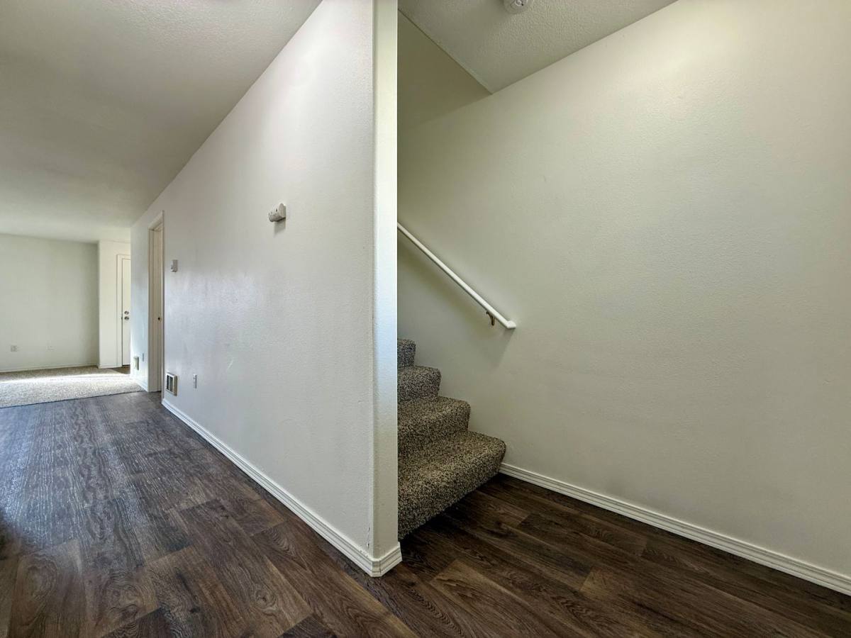 Townhouse for rent at 2561 NW Cedar Ave, Redmond, OR 97756