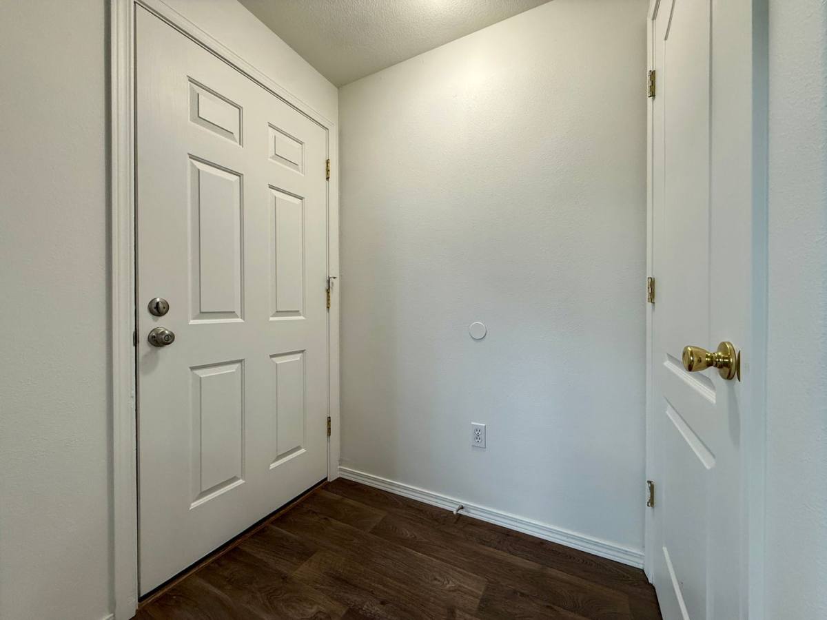 Townhouse for rent at 2561 NW Cedar Ave, Redmond, OR 97756