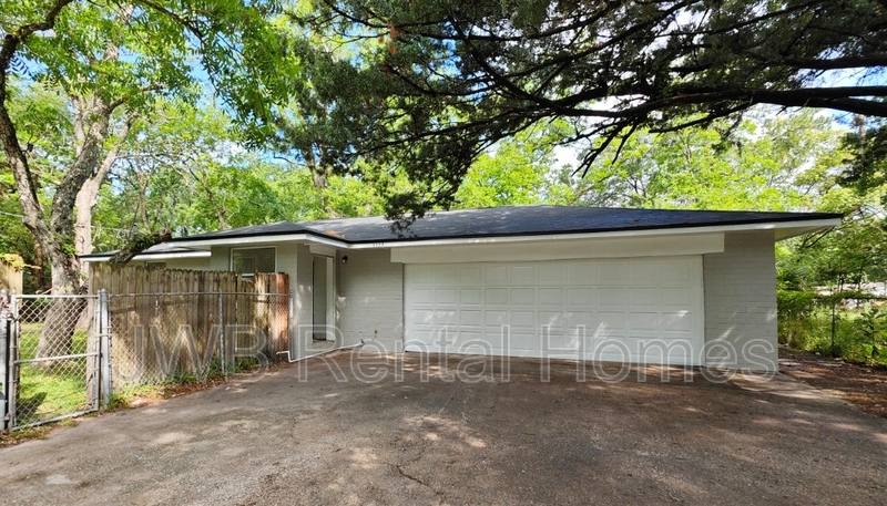 House for rent at 5239 Potomac Ave, Jacksonville, FL 32254