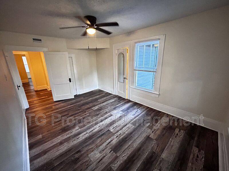 House for rent at 2561 Rosselle St #1, Jacksonville, FL 32204
