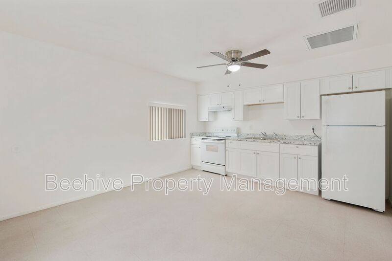 Apartment for rent at 1429 E Fillmore St #7, Phoenix, AZ 85006