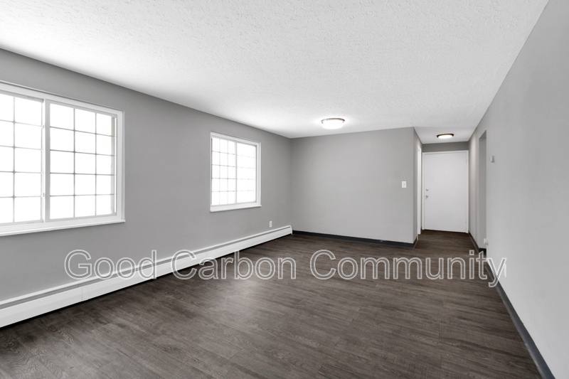Apartment for rent at 321 Beattie Ave #3, Lockport, NY 14094
