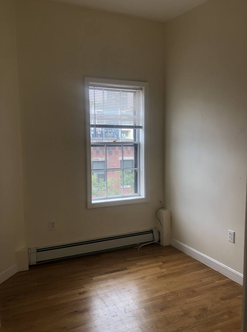 House for rent at 28 Phiillips St, Boston, MA 02114