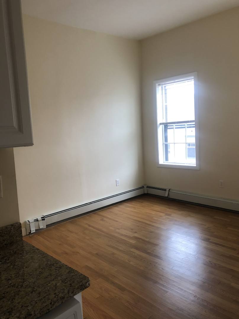 House for rent at 28 Phiillips St, Boston, MA 02114