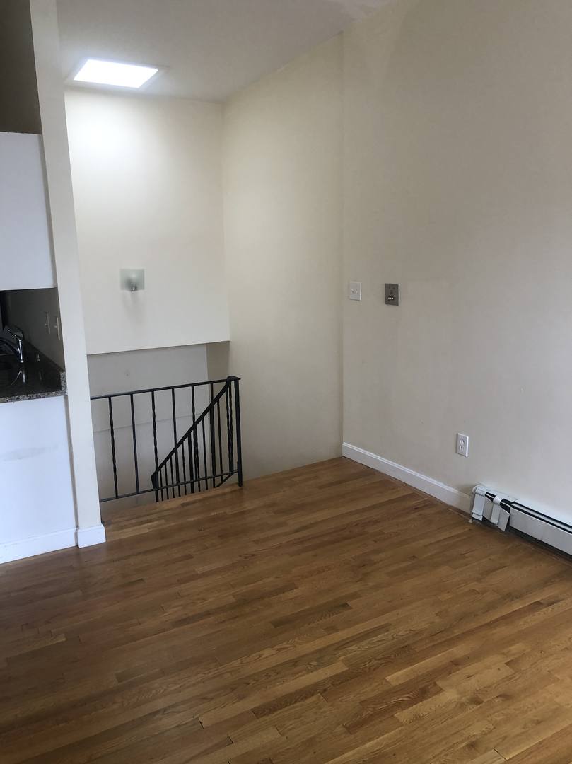 House for rent at 28 Phiillips St, Boston, MA 02114