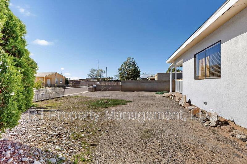 House for rent at 165 Hilton Ave NW, Albuquerque, NM 87107