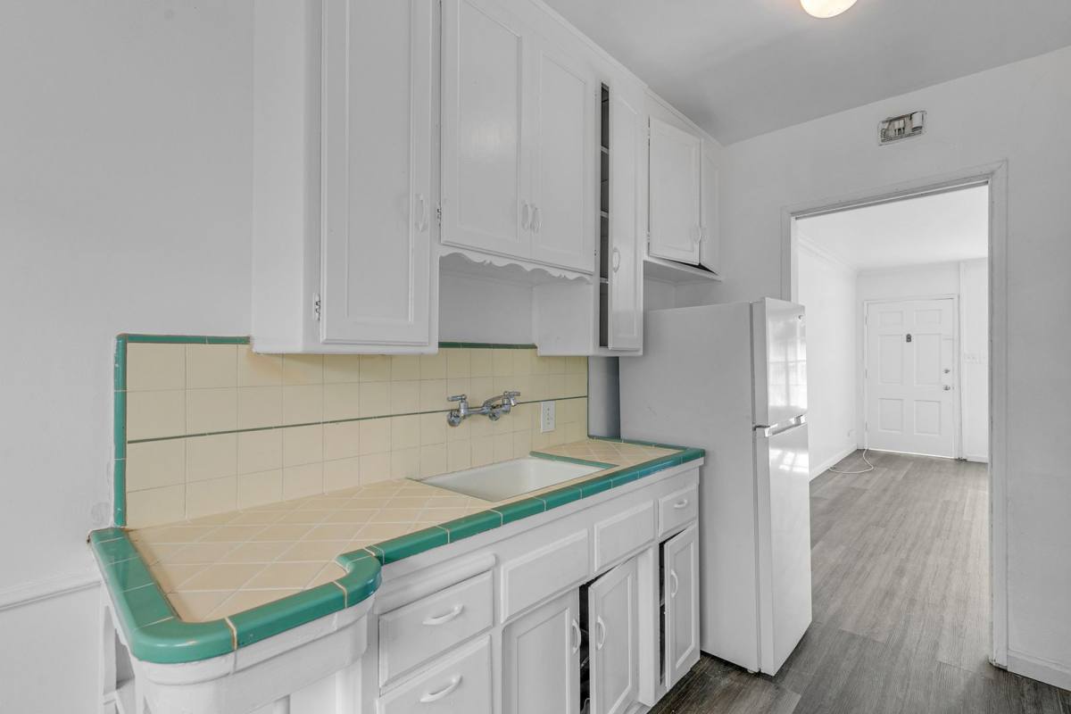 Apartment for rent at 343 S Occidental Blvd, Los Angeles, CA 90057