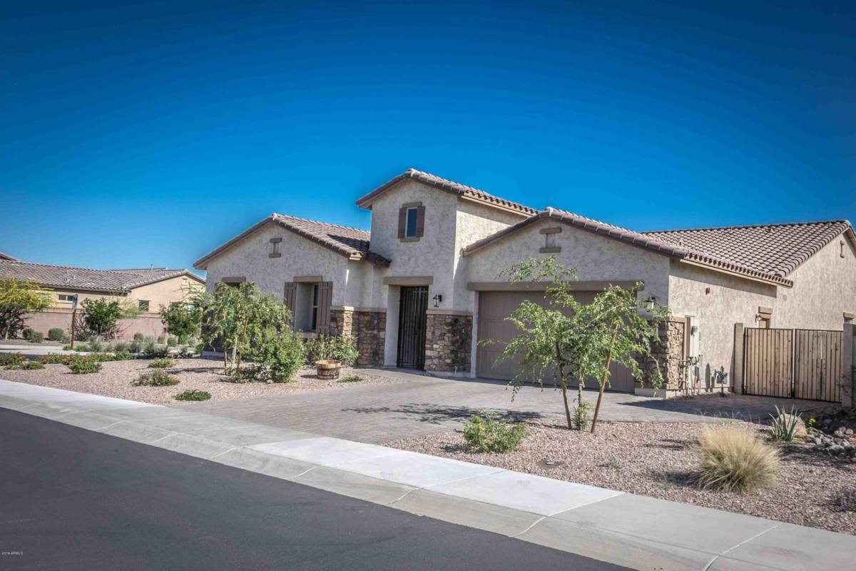 House for rent at 9775 W Rowel Rd, Peoria, AZ 85383