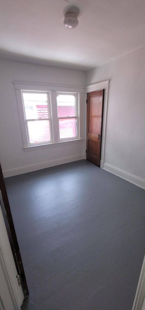 Apartment for rent at 626 E 130th, Cleveland, OH 44108