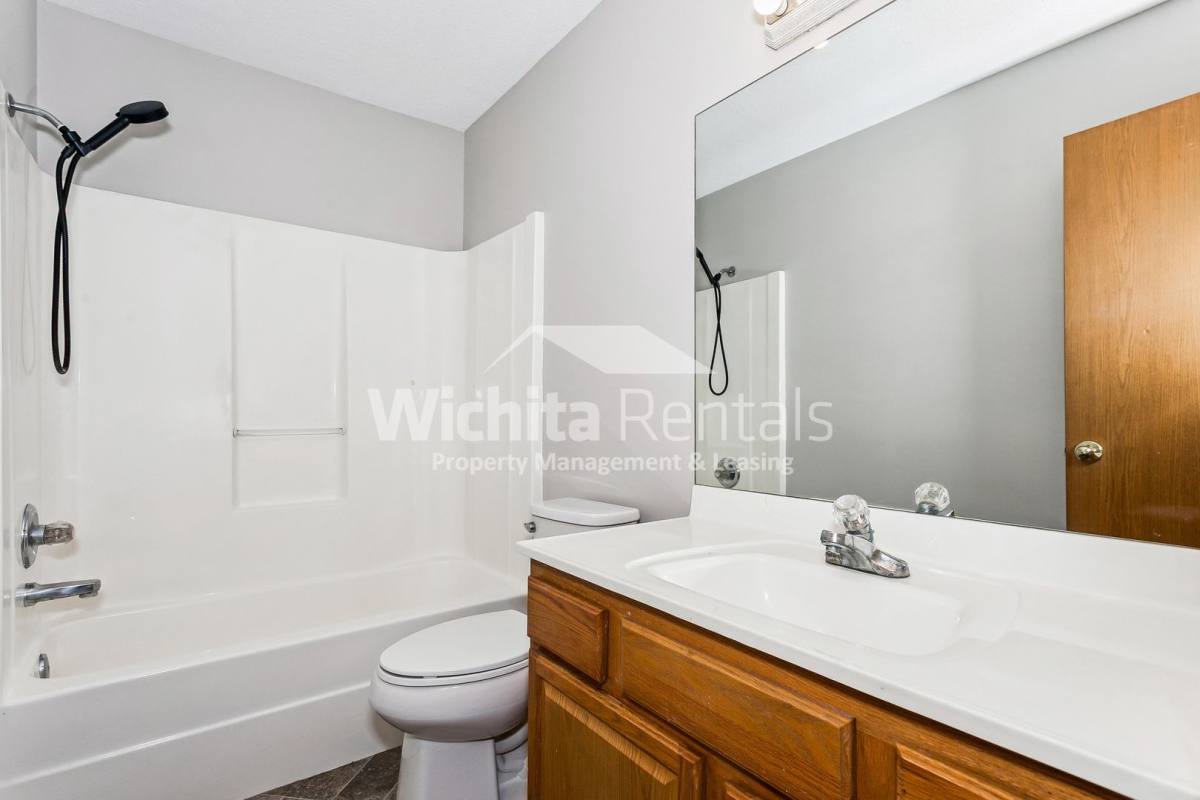 House for rent at 5 N Hopper Dr, Goddard, KS 67052