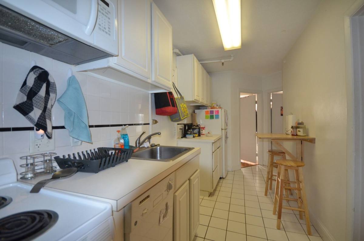 House for rent at 45 Westland #8, Boston, MA 02115