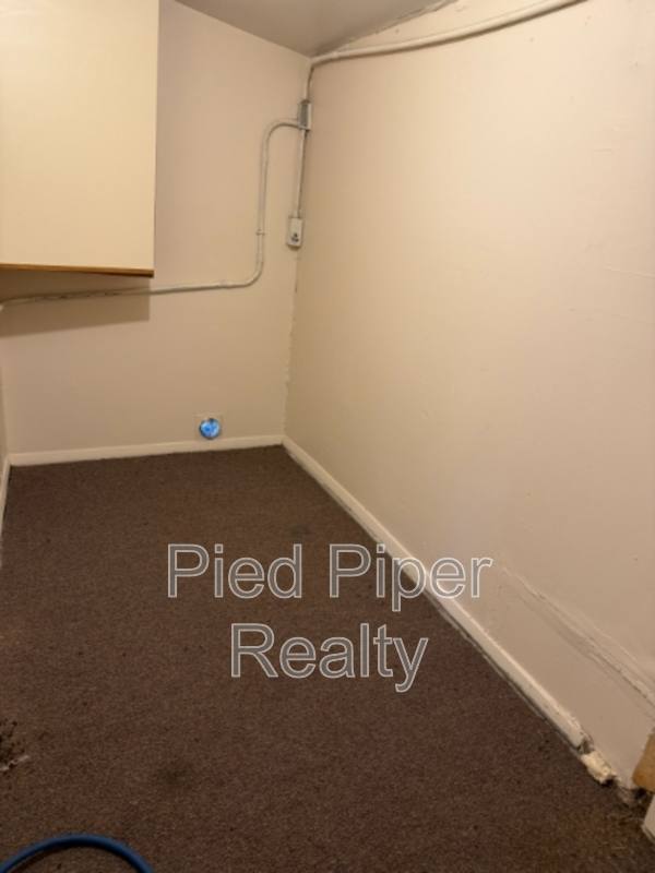 House for rent at 601 N Winnebago Ave, Freeport, IL 61032