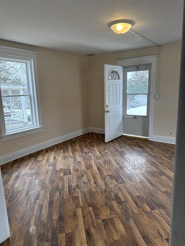 House for rent at 742 W Homer St, Freeport, IL 61032