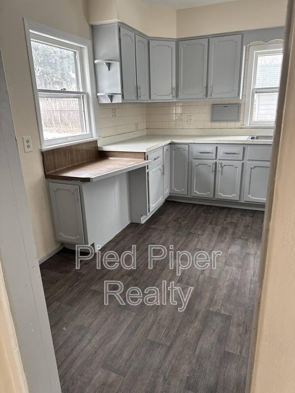 House for rent at 742 W Homer St, Freeport, IL 61032