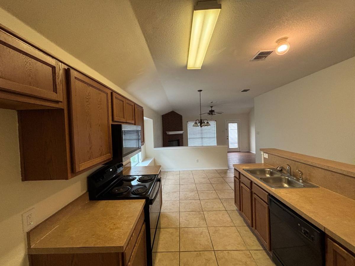 House for rent at 3408 Saint Vincent Rd, Fort Worth, TX 76123