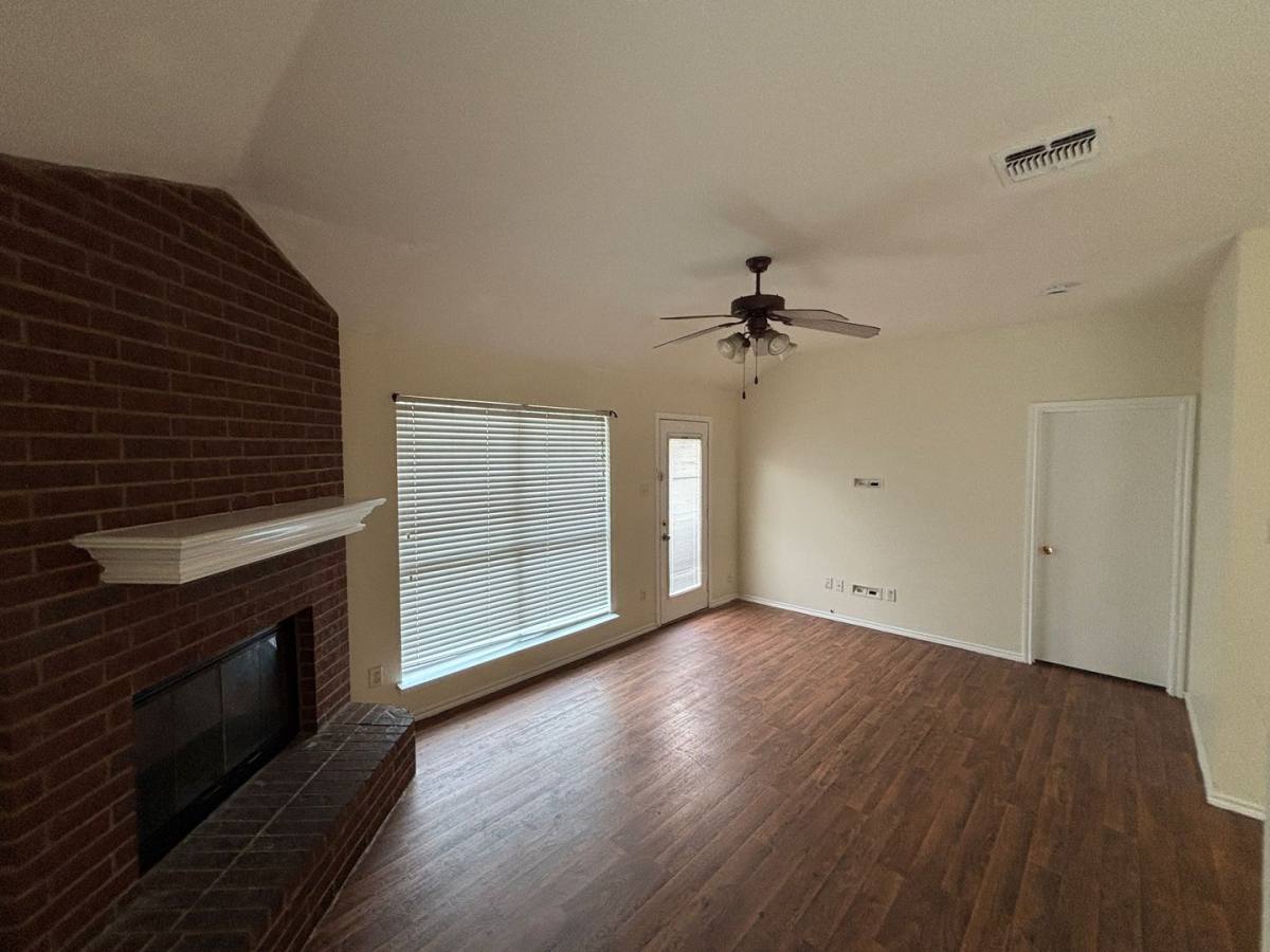 House for rent at 3408 Saint Vincent Rd, Fort Worth, TX 76123
