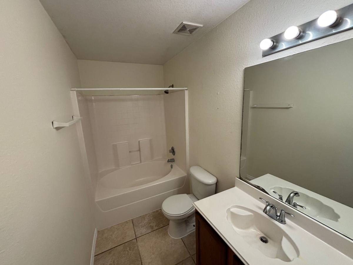 House for rent at 3408 Saint Vincent Rd, Fort Worth, TX 76123