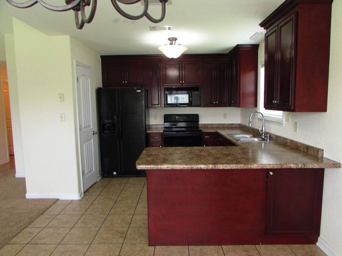 House for rent at 4717 Custer Dr, Valdosta, GA 31605