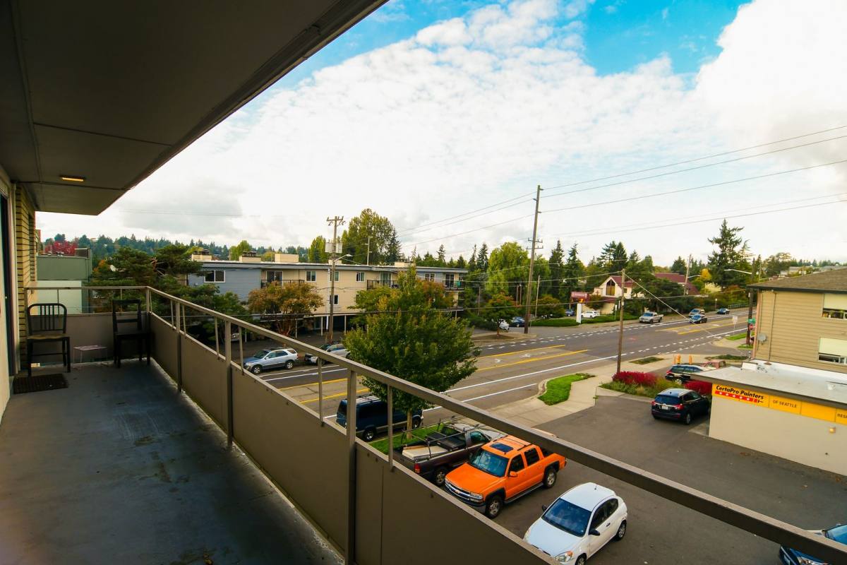 Apartment for rent at 9244 Greenwood Ave N, Seattle, WA 98103