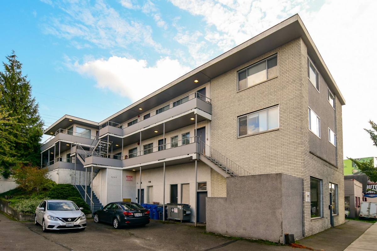 Apartment for rent at 9244 Greenwood Ave N, Seattle, WA 98103