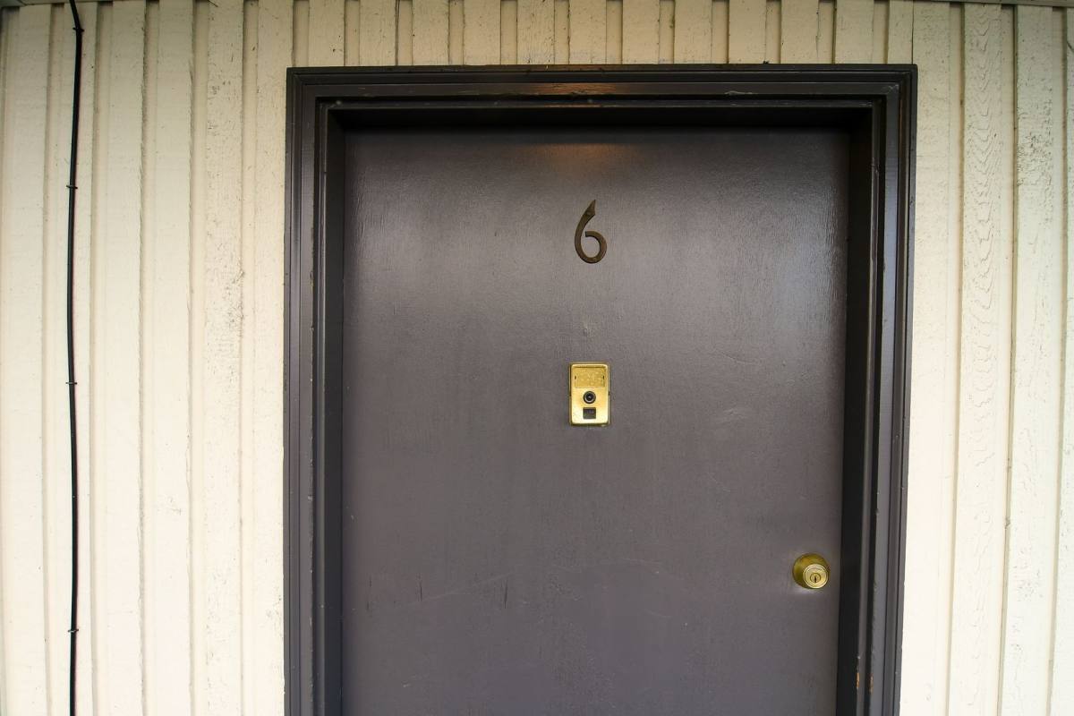 Apartment for rent at 9244 Greenwood Ave N, Seattle, WA 98103