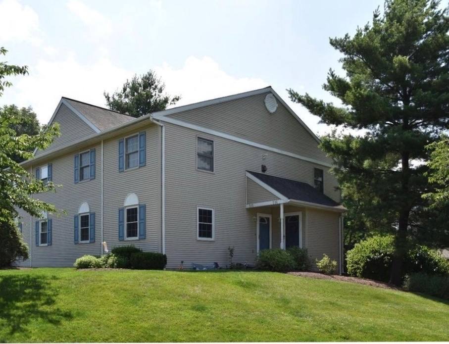 Condo for rent at 516 Maplewood Ave, Mohnton, PA 19540
