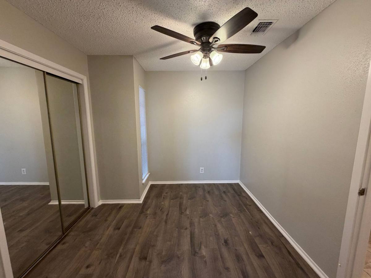 Condo for rent at 10527 Perrin Beitel, San Antonio, TX 78217