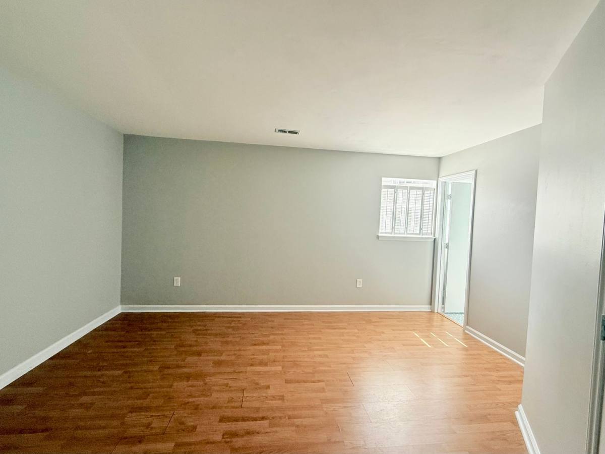 Apartment for rent at 2553 Stockbridge Dr #B, Charlotte, NC 28210