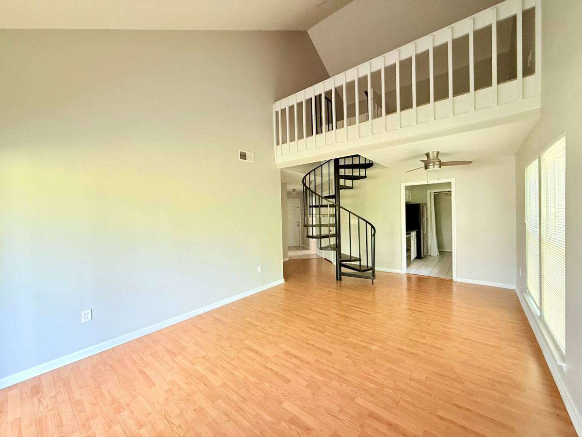 Apartment for rent at 2553 Stockbridge Dr #B, Charlotte, NC 28210
