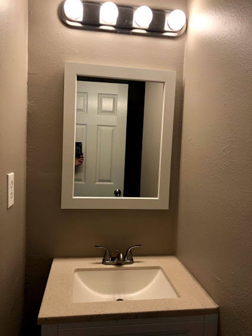 Apartment for rent at 166 Varsity Dr, Huntsville, TX 77340