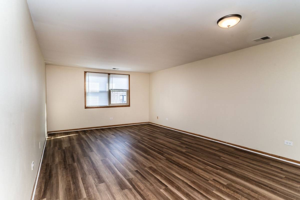 Apartment for rent at 1440 W Taylor, Chicago, IL 60607