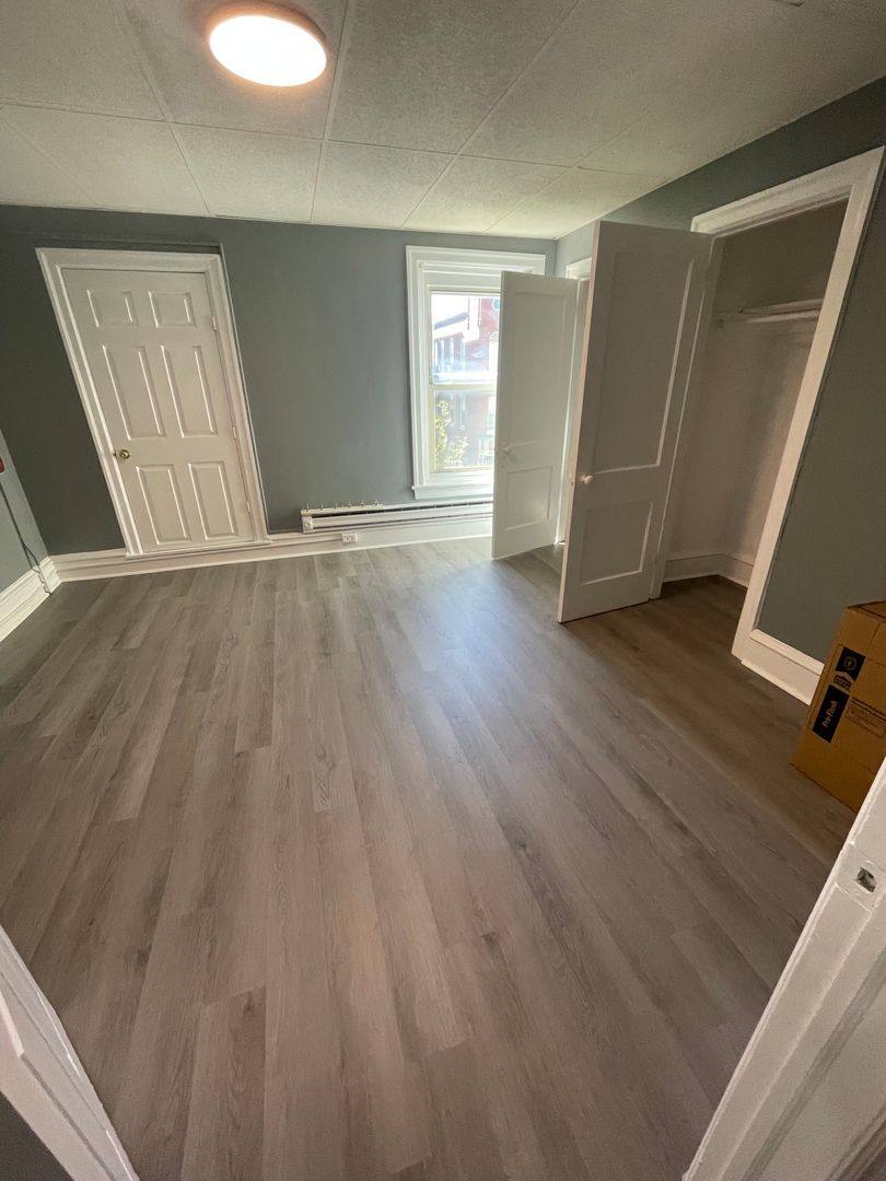 Apartment for rent at 201 E High St, Pottstown, PA 19464
