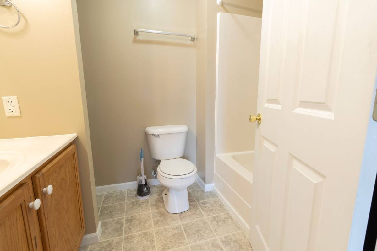 Apartment for rent at 100 - 300 Marjorie Court, Linn, MO 65051
