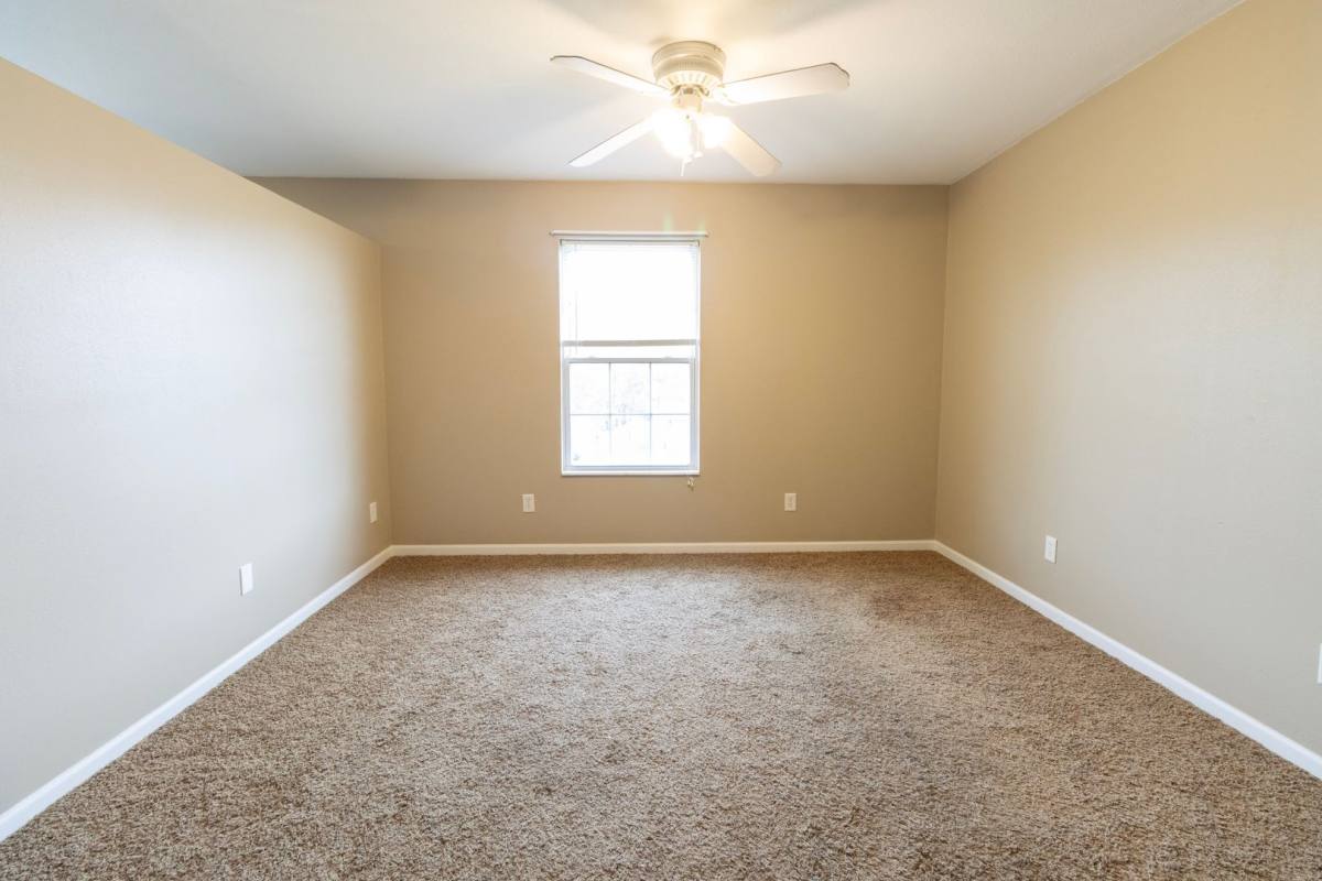 Apartment for rent at 100 - 300 Marjorie Court, Linn, MO 65051
