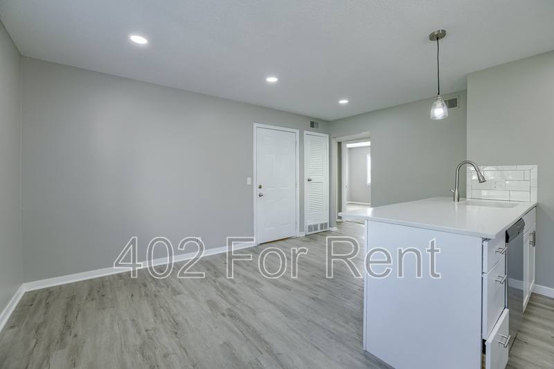 Apartment for rent at 1008 S 29th St #3, Omaha, NE 68105