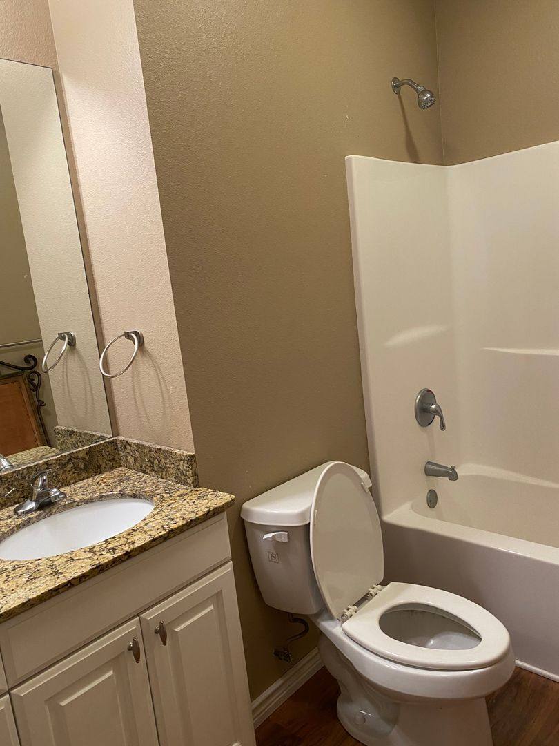 Apartment for rent at 1710-1724 Ethel & 214-216 Helen, Lake Charles, LA 70601