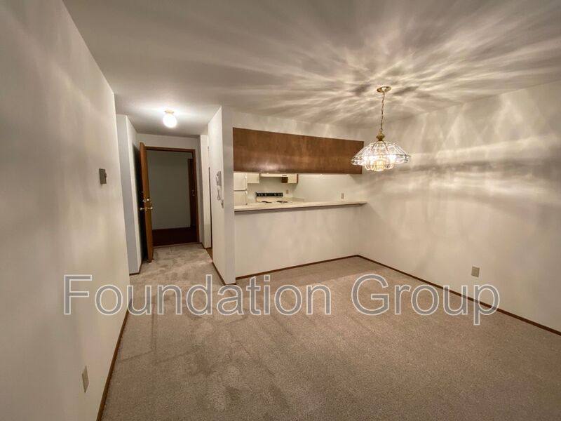 Apartment for rent at 12542 35th Ave NE #104, Seattle, WA 98125