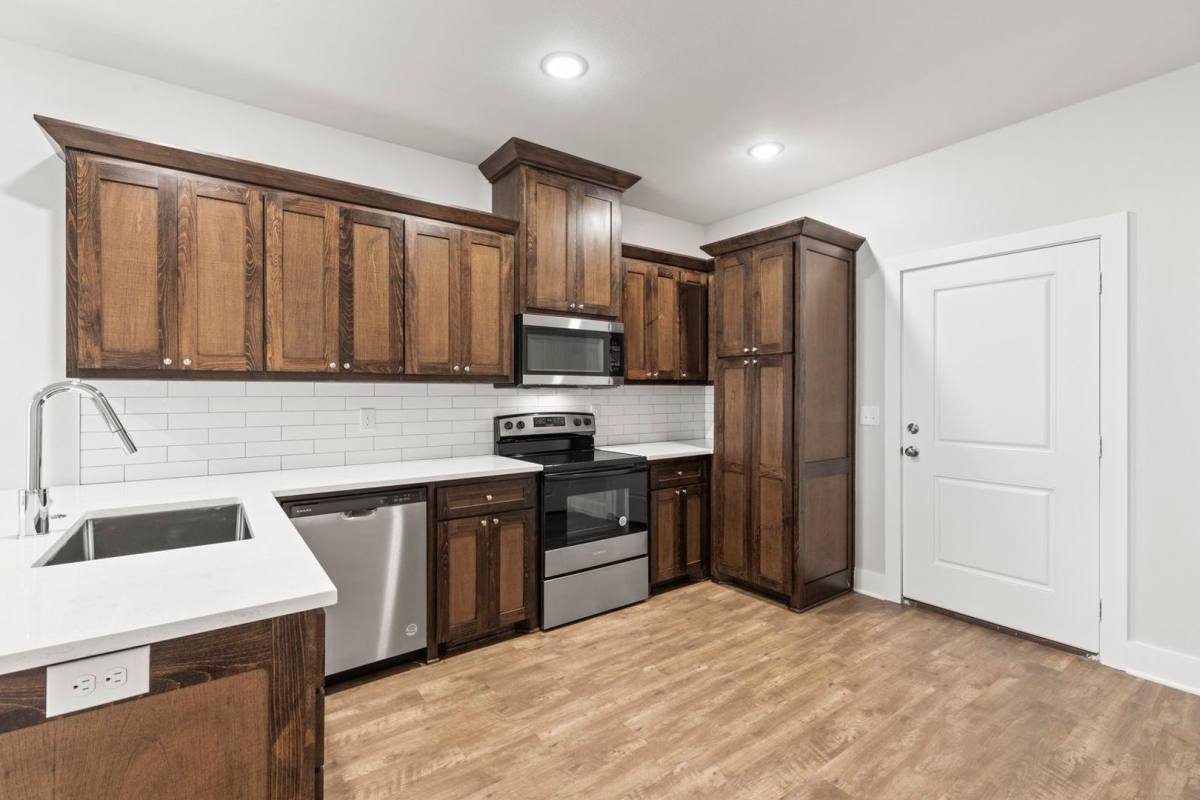 Apartment for rent at 527 N College, Lindale, TX 75771