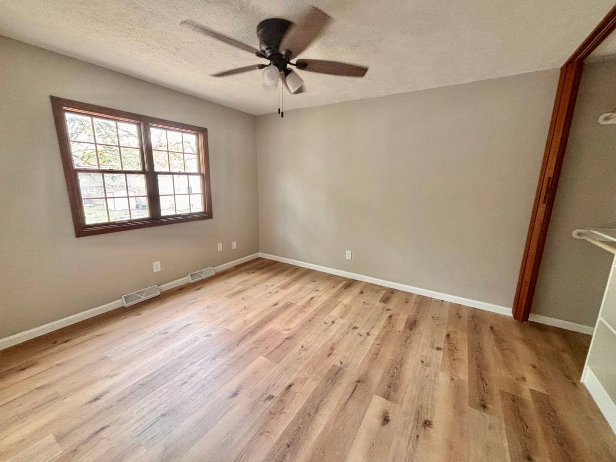 Apartment for rent at 409 N 6th St, Manhattan, KS 66502